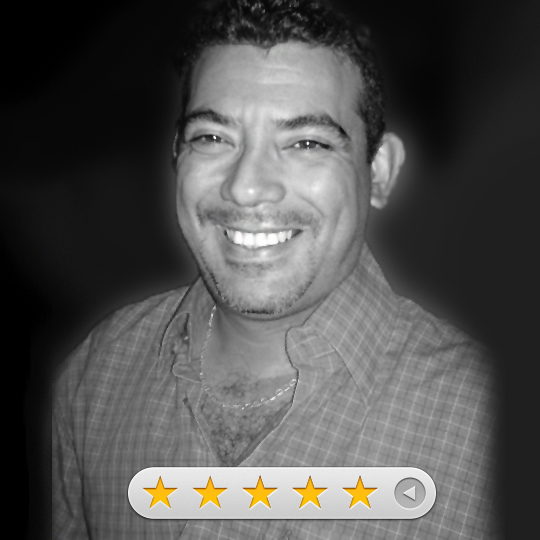 5 Stars Amazon review Las Tantas Que Hay De Mí